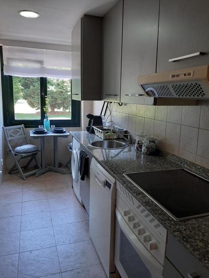 El Neru. En Zona Verde Y Junto Al Mar. Apartment Gijon Exterior photo